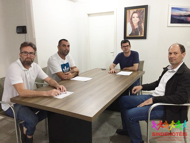 REUNIÃO PREFEITURA MUNICIPAL ITAPEMA - CORONAVÍRUS - CODIV 19